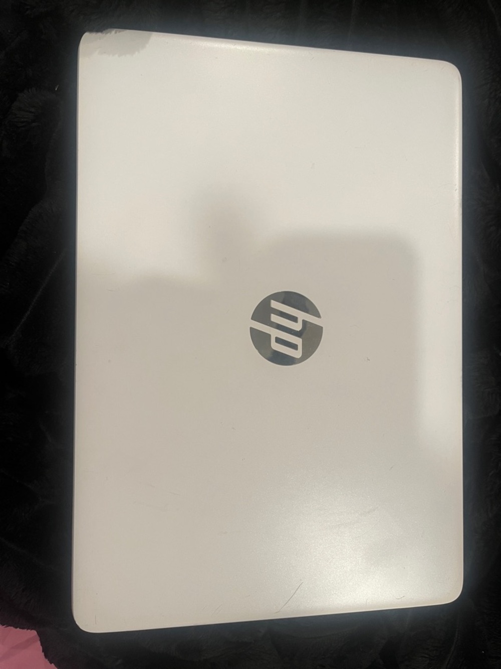 HP White Laptop with Silver Logo
